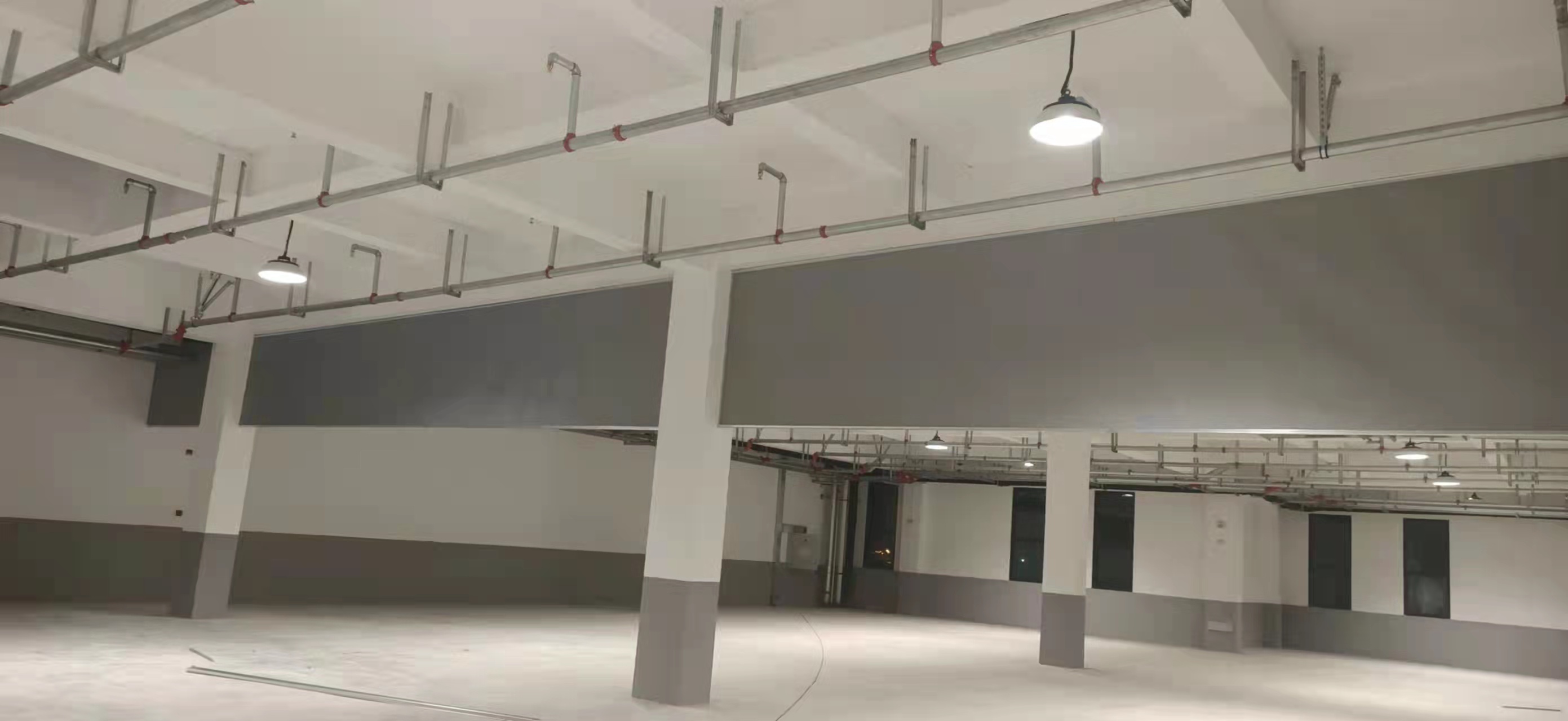 江蘇擋煙垂壁廠家介紹-不同材質的擋煙垂壁在哪些場所適用？